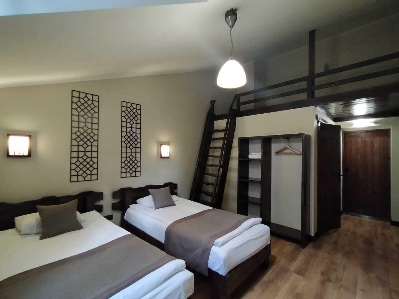 Saraishyq Hotel Alma-Ata Buitenkant foto